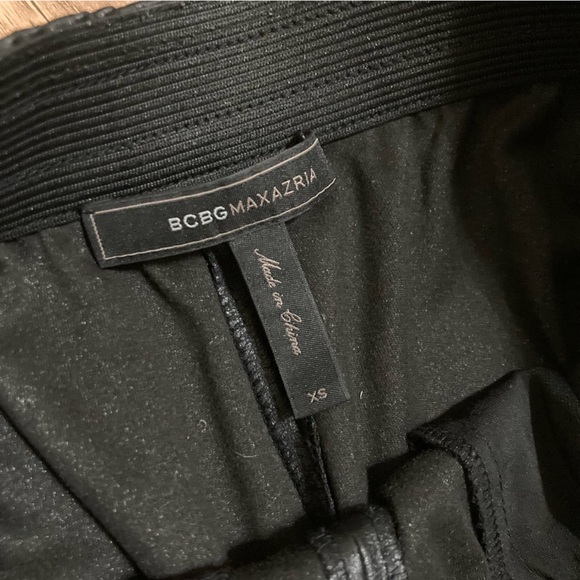 BcbgMaxAzria faux leather joggers size XS - Picture 7 of 8